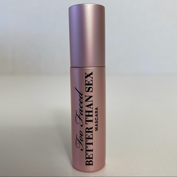 Too Faced Makeup Bag & Better Than Sex Mascara - Picture 12 of 13